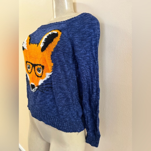 Red Camel Blue Sweater with Smart Fox Glasses Graphic Size Small GUC - Picture 2 of 6